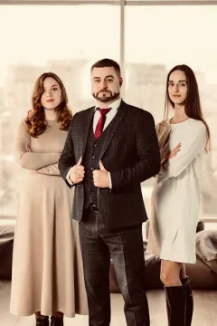 Лого Адвокат Вінниця - Law and Finance
