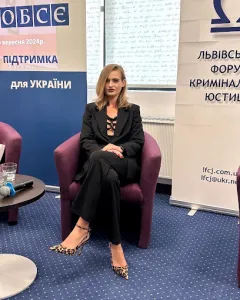 Лого Адвокатське об'єднання Марта Шевчук та Партнери