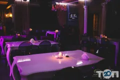 Лого De Luxe, нічний клуб
