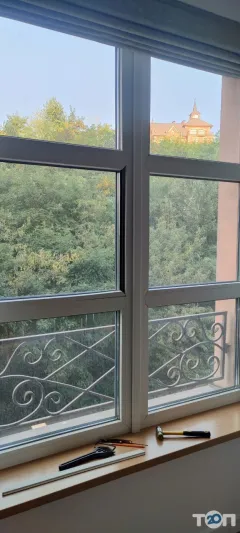 Лого ВікнаГолд, постачальник пластикових вікон
