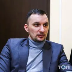 Профіль Адвокат Микола Стариченко