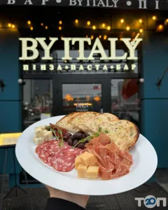 Лого BY ITALY, італійський ресторан