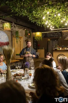 Лого Gastro Укриття, ресторан української кухні
